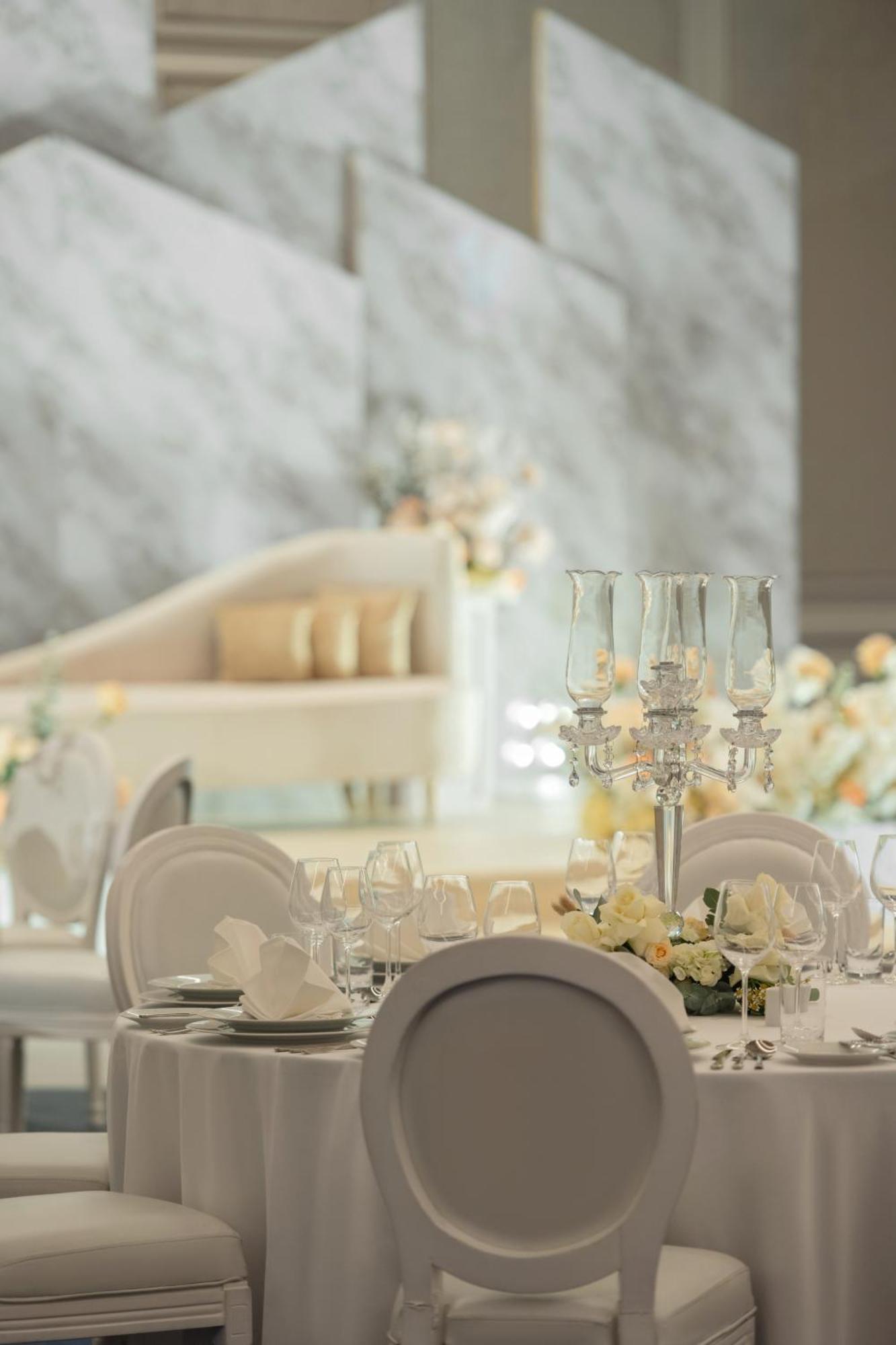 Hotel So/ Uptown Dubaj Exteriér fotografie The ballroom at the hotel